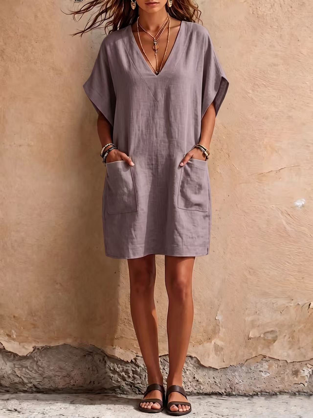 Robe midi ample taupe à col V et poches
